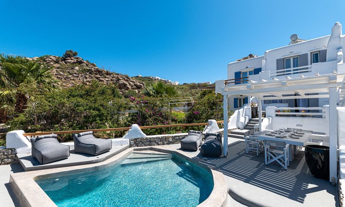 Psarou Villa | 9 Muses Villa Melpomeni ,3BR ,Private small pool!