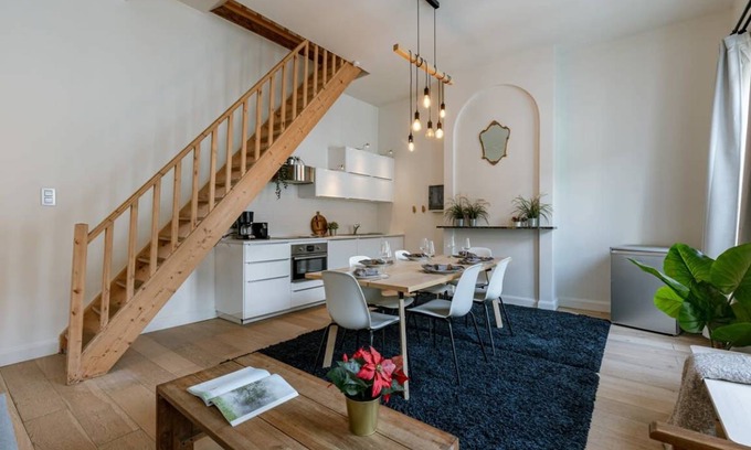 Patershol Apartment | 90 m² Apartment ∙ 1 bedroom ∙ 5 guests