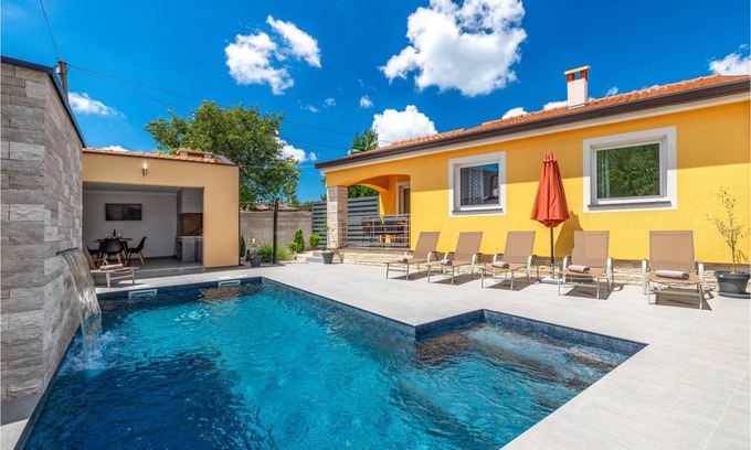 Zbandaj House | 90 m² House ∙ 3 bedrooms ∙ 6 guests