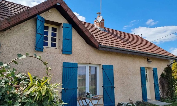 Thil-sur-Arroux House | 90 m² House ∙ 2 bedrooms ∙ 4 guests