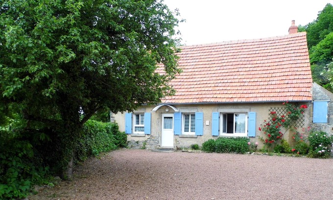 La Collancelle House | 900m from the ponds of Baye and Vaux, comfortable house in centennial park