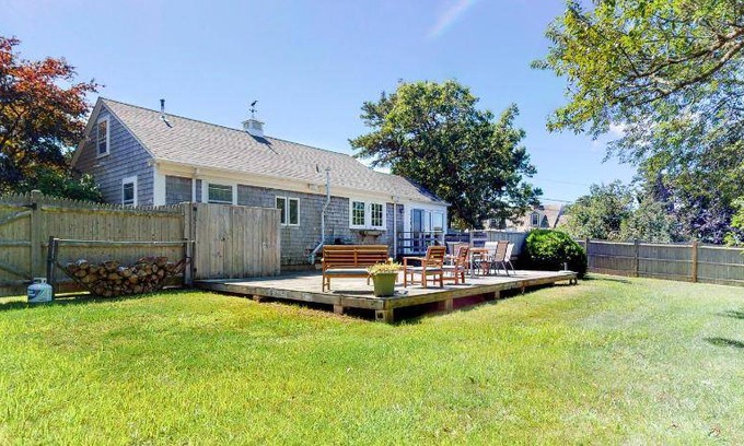 West Chatham House | 91 m² House ∙ 2 bedrooms ∙ 6 guests
