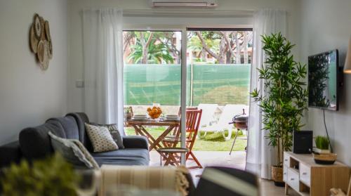 Olhos D'Agua Apartment | Açoteias B3