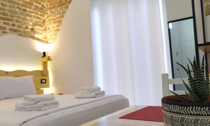 Blloku House | A-1 · Cosy Modern Studio With Balcony in Blloku