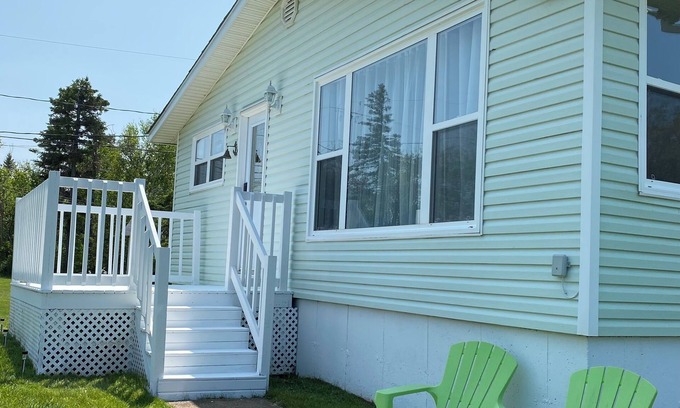 Beaubassin East House | A Beachy Retreat