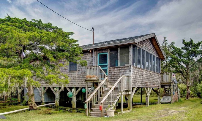 Ocracoke House | A Bit Airy: Ocracoke Vacation Rental for 4