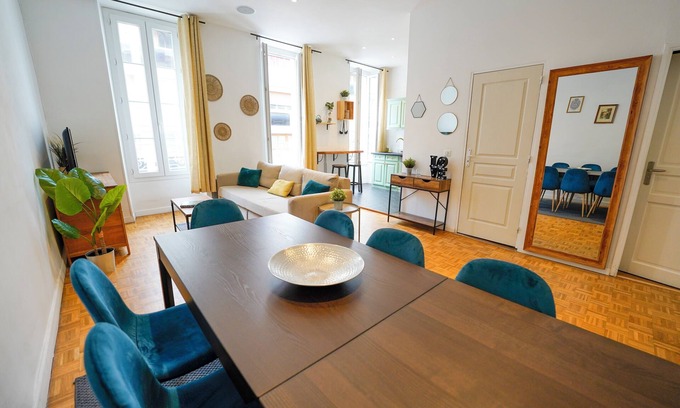 Lodi Apartment | A break somewhere!