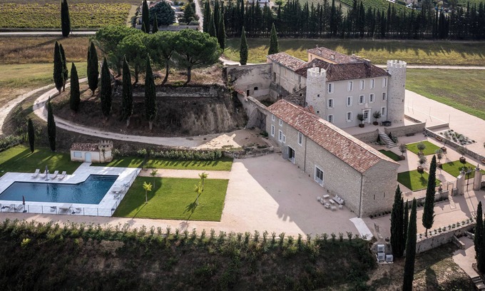 Saint-Marcellin-les-Vaison Other | A castle in Provence
