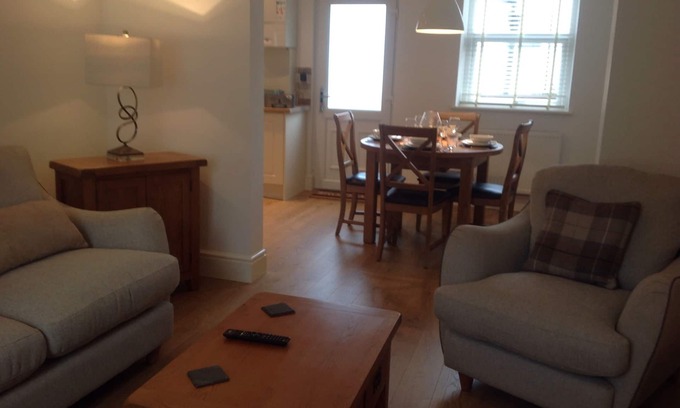 Llandudno House | A charming 2 bedroom cottage in the heart of Llandudno.