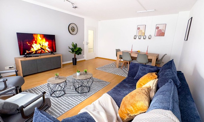 Innenstadt - Sankt Ulrich-Dom Apartment | A-citynetflixboxbetten -sofainnenstadtparkmöglichkeitenvollausstattungneu!