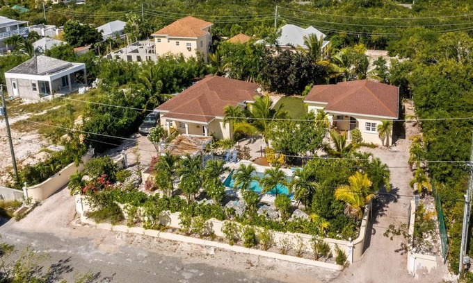 Leeward Settlement Villa | A Clean and Cozy Family Villa Just Steps From the Beach