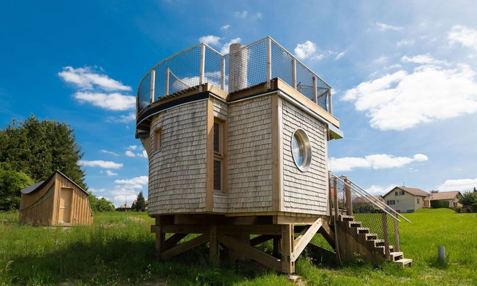 Xertigny Ski Chalet | A cocoon-like lodging to nestle against one another.