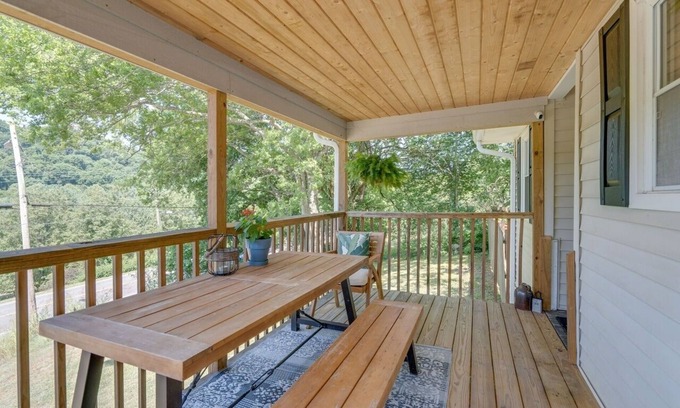 Whites Creek Cottage | A comfortable country retreat, close to downtown Nashville