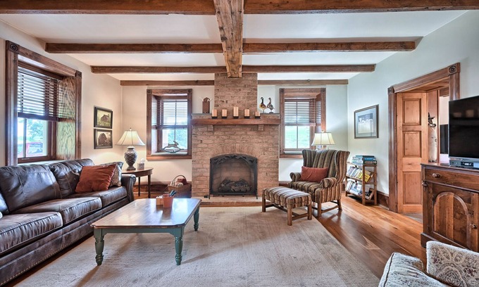 Rossville Other | A cozy, beautifully renovated 1829 farmhouse