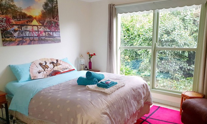 Daylesford Cottage | A DAYLESFORD Abelia Cottage 2br 750 M walk to town sleeps 5