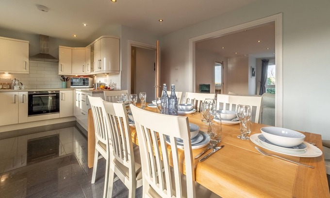 Perranporth House | A fabulous beach house with sea views and a lovely, enclosed garden.