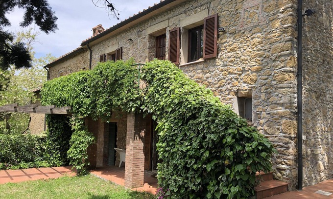 Montescudaio Apartment | a family holiday home with plenty of space for the whole family.