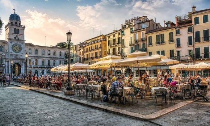 Historic Centre House | A fancy holistay in old town
