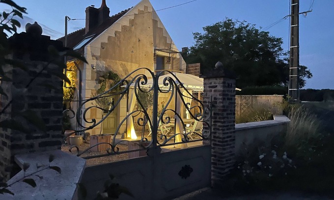 Mazange Cottage | A haven of peace and serenity close to the Loire Valley castles