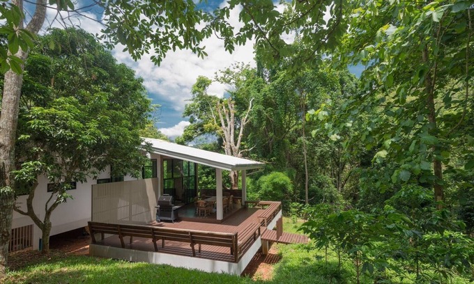 Mae On House | A hidden gem on the mountain home 50 minutes from Chiangmai Airport