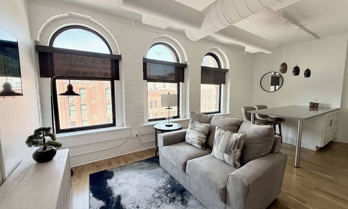 Old Market Apartment | A historic 700 square foot loft in the heart of the Old Market