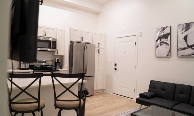 Fells Point Apartment | A Home Away From Home In Fells Point