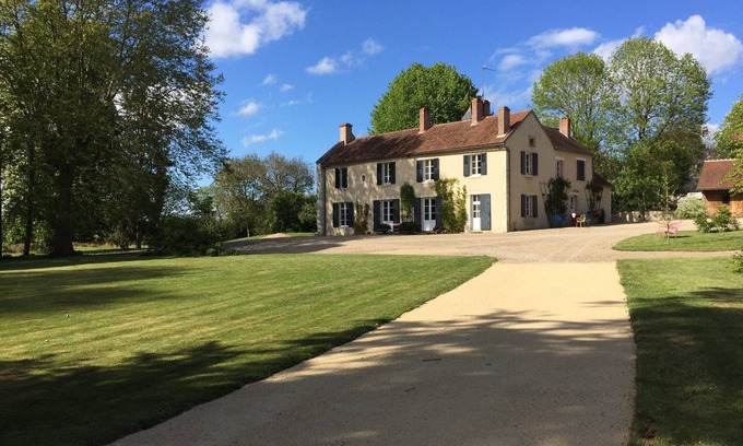 Berry-Bouy House | A large family home, ideal for exploring Bourges and the vineyards