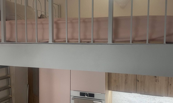 Holesovice Apartment | A little gem in the heart of Letna