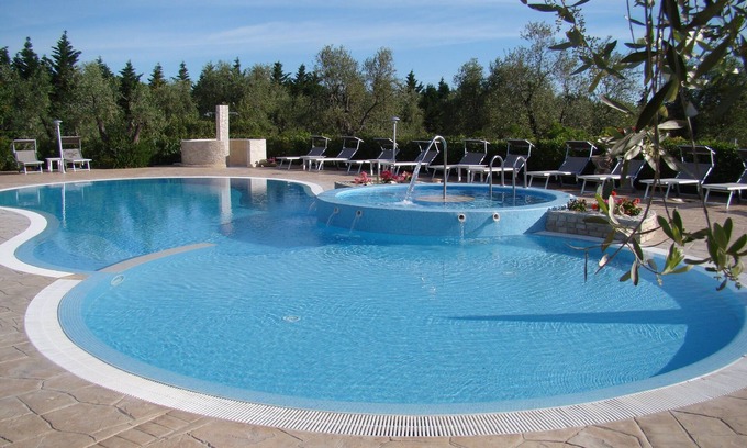 Chiesiola Apartment | A lovely Agriturismo in Apulia "I Tesori del Sud" with swimming Pool