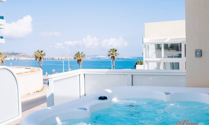 Qawra Villa | A Luxury Villa by the sea