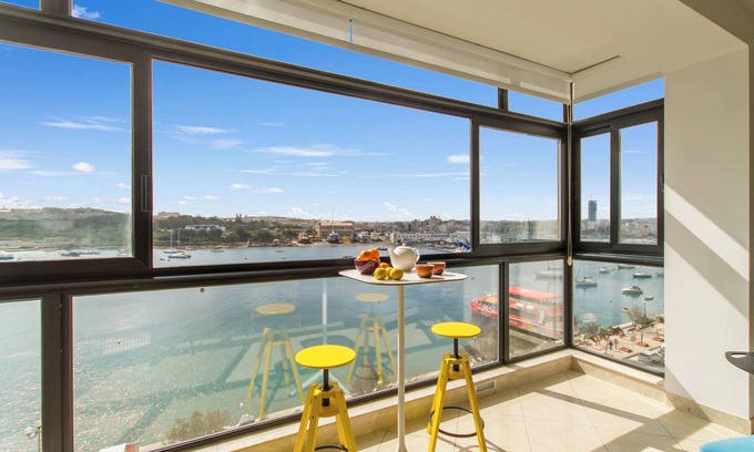 Sliema Apartment | A Magnificent Sunny Seafront Apart Sliema, Tas Sliema, Malta