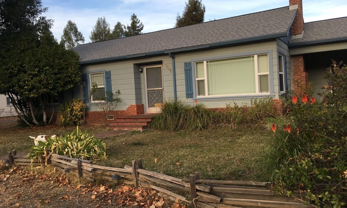Boonville House | A mid-century ranch home for your next Northern California getaway
