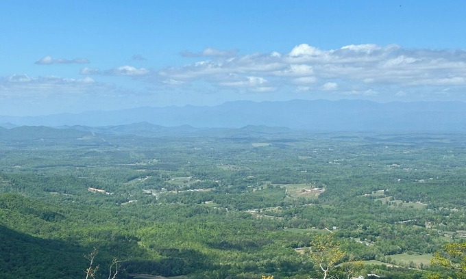 Morganton Cabin | A peaceful tiny cabin with sweeping views of the mountains.