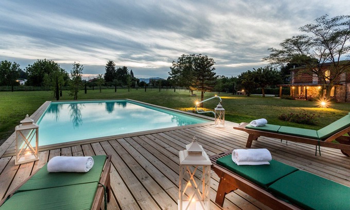 Monte San Quirico Villa | A Romantic Farmhouse with Pool in 10 mins walk away from the Walls of Lucca