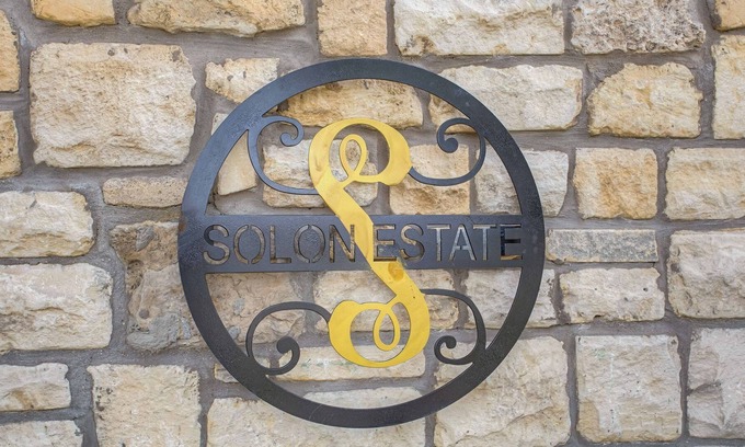 Waxahachie Cottage | A Romantic Stone Cottage built in 1894