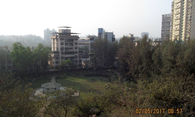 Kopar Khairane Bed & Breakfast | A room for those who roam :)