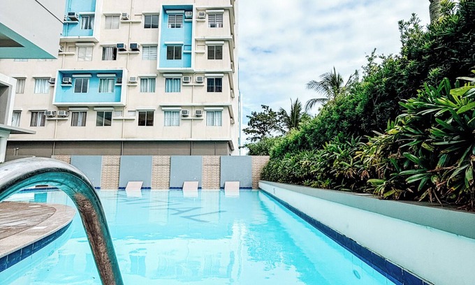 Mandurriao Condo | A Sleek & Spacious Escape