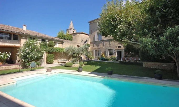 Cabrieres-d'Avignon House | A SLICE OF FRENCH LUXURY-THE VILLAGES OF LUBERON-GORDES,BONNIEUX,MENERBES