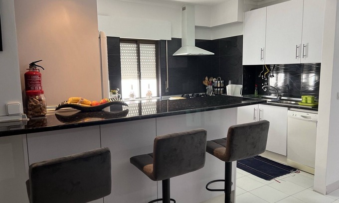 Albufeira Apartment | A Stunning, Spacious Apartment with Spectacular Downtown & Ocean View!