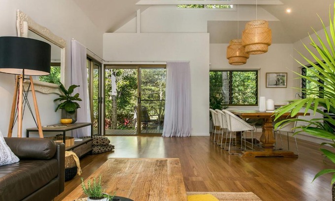 Suffolk Park House | A SWEET ESCAPE - Alcorn House