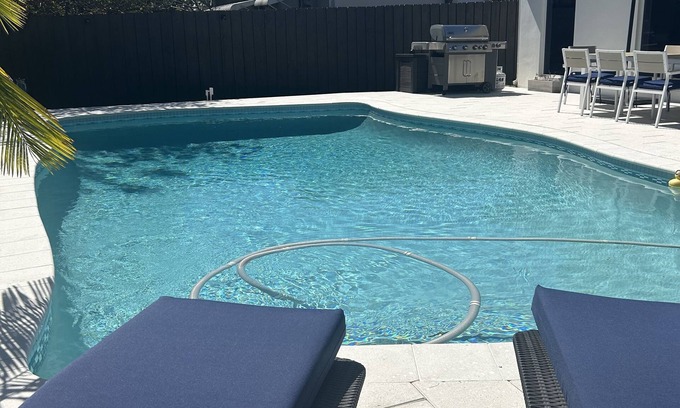 North Andrews Gardens House | A True Beach Home With a Beautiful Pool