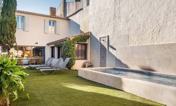 Saint-Martin-de-Re Villa | A true haven of peace, with a private heated swimming pool,