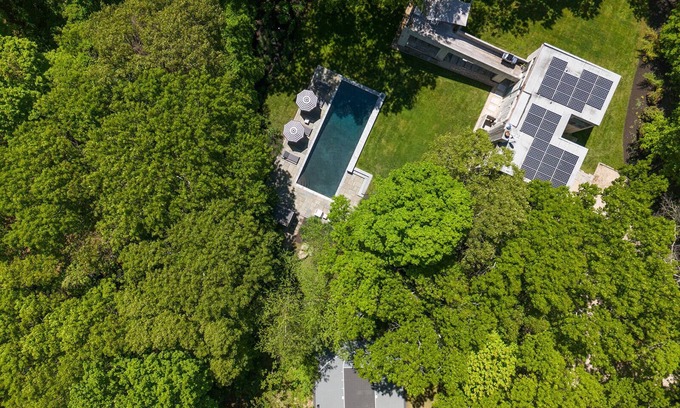 Sag Harbor House | A true mid-century modern home.