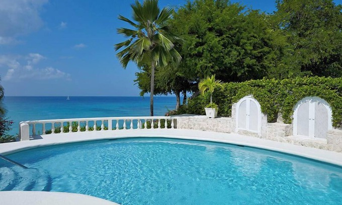 The Garden Villa | A well appointed beachfront four bedroom villa