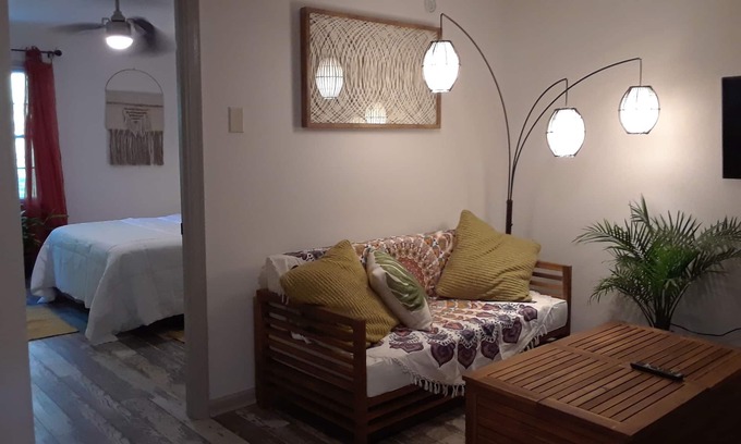 Royal Pines House | A woodsy suburban gem near Asheville NC.see description for check in