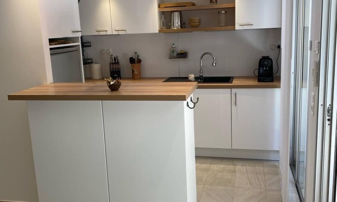 Cannes Apartment | A10 Minutes de la Croisette et des Plages, F1 Idéal Pour les Vacances