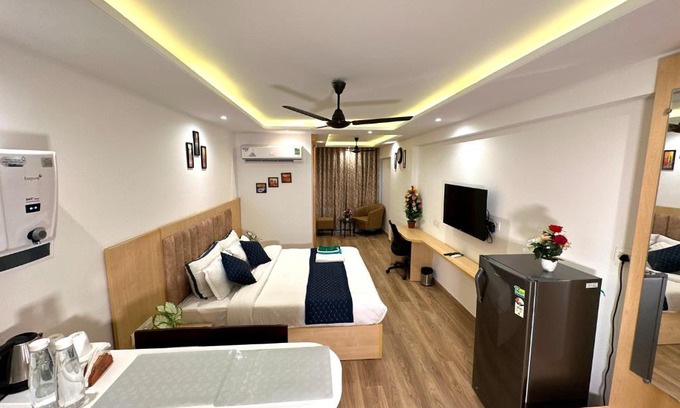 Jaipur Apartment | Aaj Studio Apt by Grand Anukampa with Pool