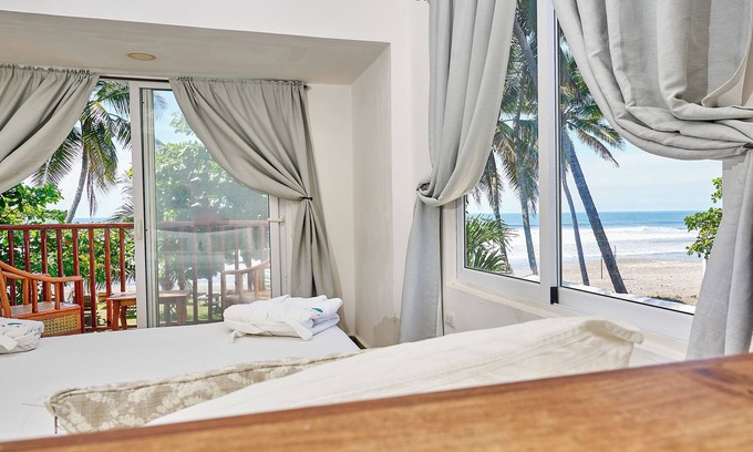 Las Penitas Hotel | Aaki Hotel