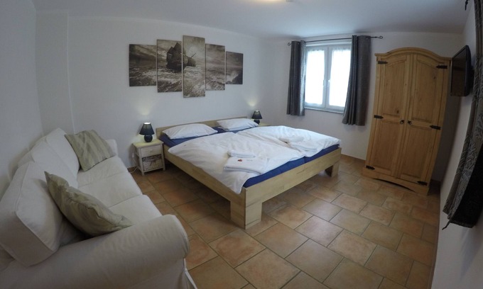 Tarnewitz Apartment | Aalhaus apartment 1 to the beach 10 min