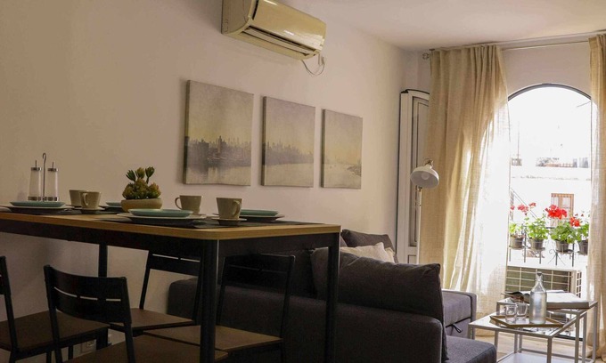 Santa Cruz Apartment | Abades Street, Center of Seville